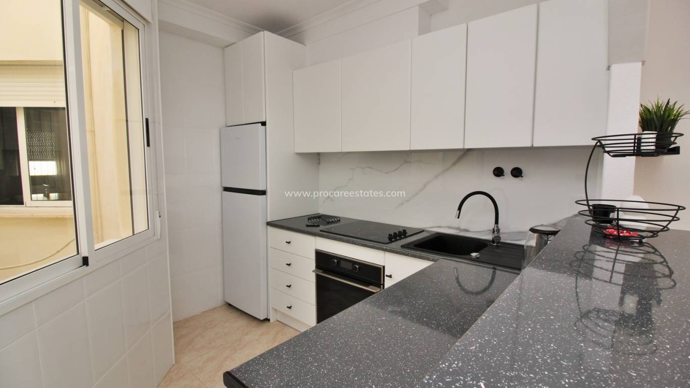 Resale - Apartment - Orihuela Costa - Playa Flamenca