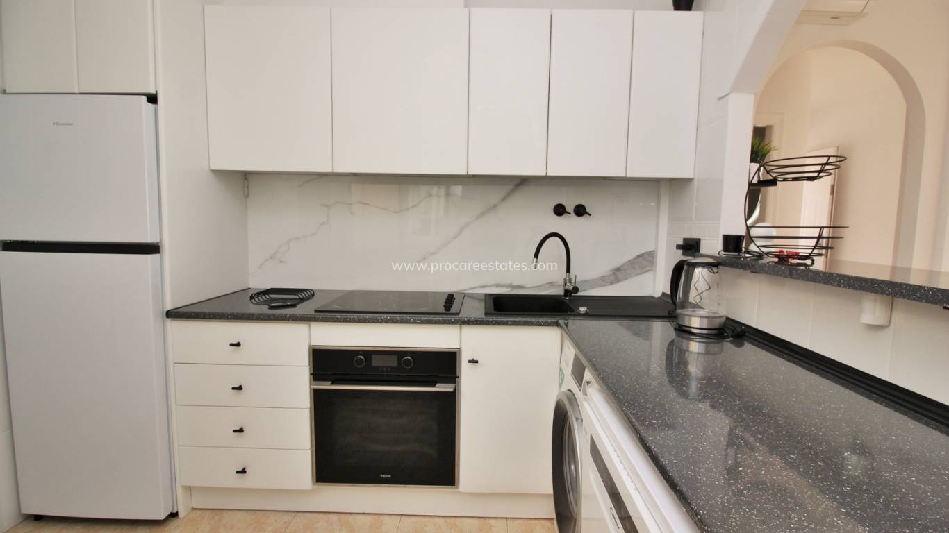 Resale - Apartment - Orihuela Costa - Playa Flamenca