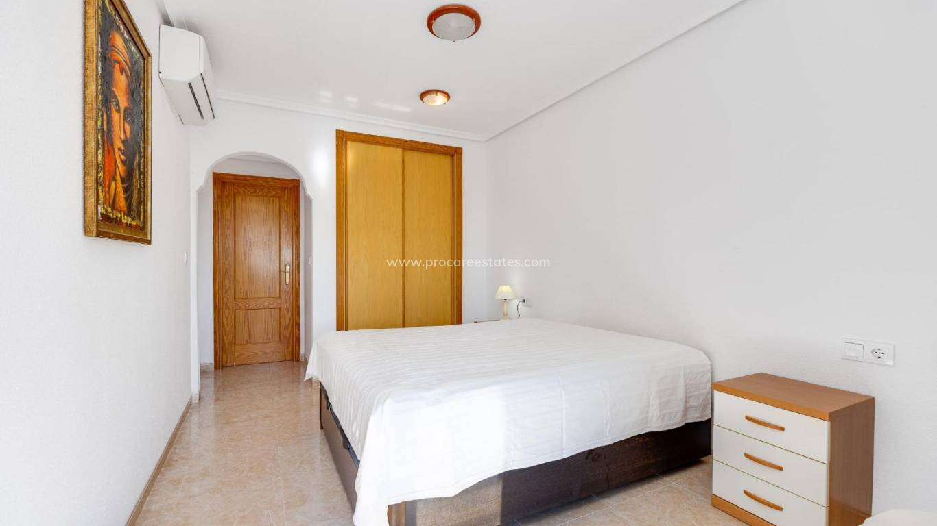 Resale - Apartment - Orihuela Costa - Playa Flamenca