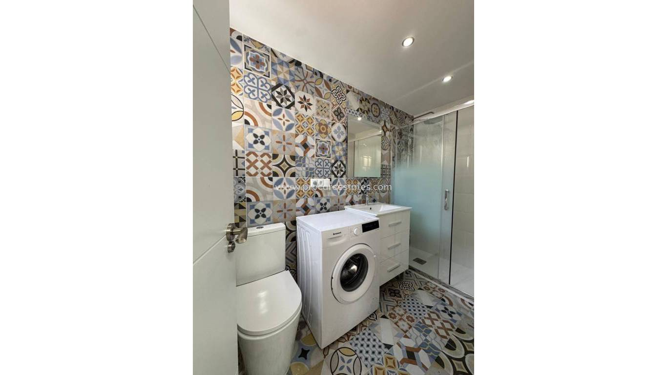 Resale - Apartment - Orihuela Costa - Playa Flamenca