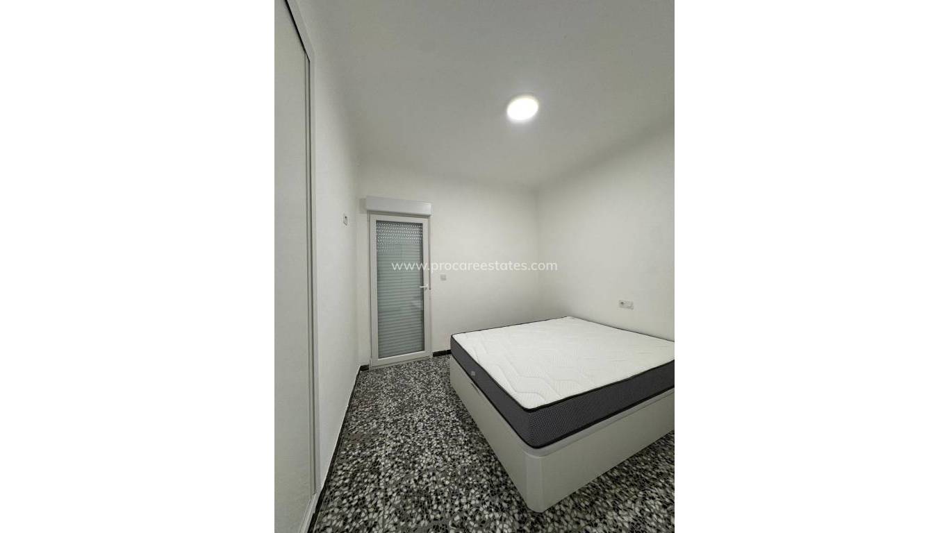 Resale - Apartment - Orihuela Costa - Playa Flamenca