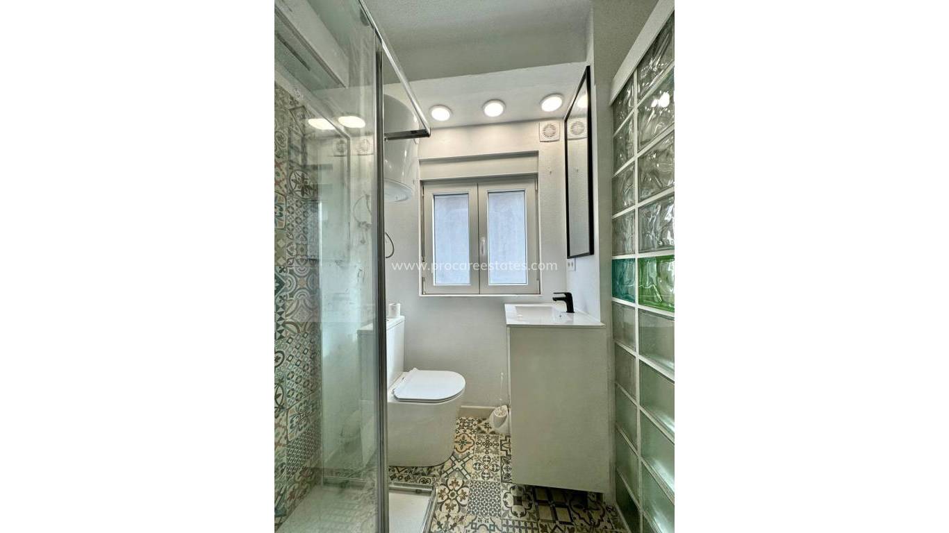 Resale - Apartment - Orihuela Costa - Playa Flamenca