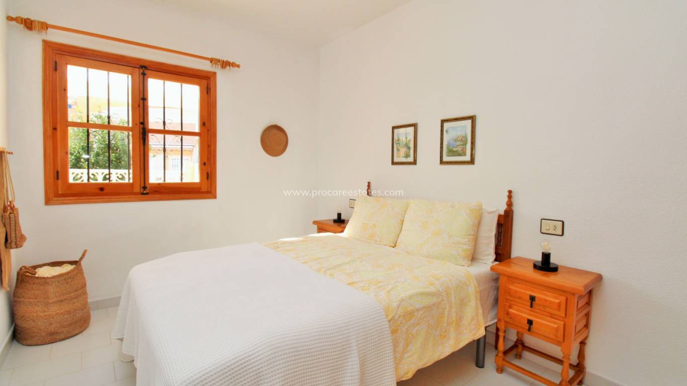 Resale - Apartment - Orihuela Costa - Playa Flamenca