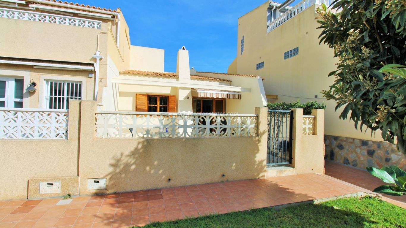 Resale - Apartment - Orihuela Costa - Playa Flamenca