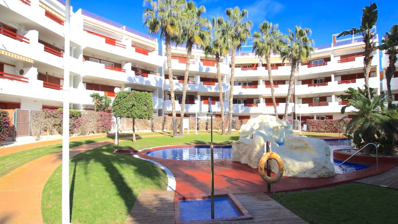 Resale - Apartment - Orihuela Costa - Playa Flamenca