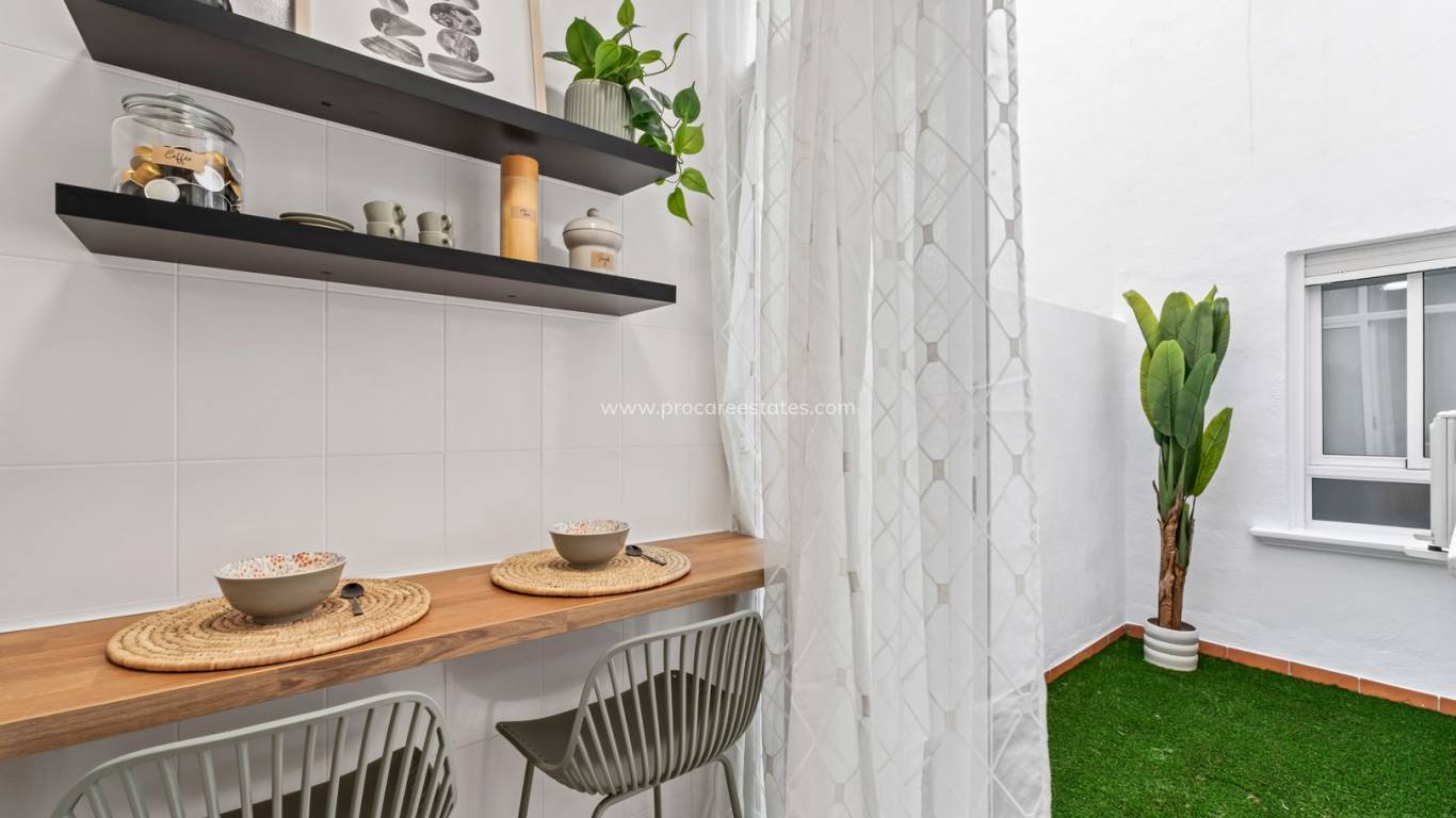 Resale - Apartment - Orihuela Costa - Playa Flamenca