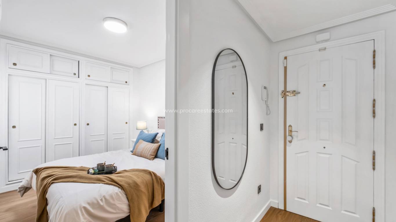 Resale - Apartment - Orihuela Costa - Playa Flamenca