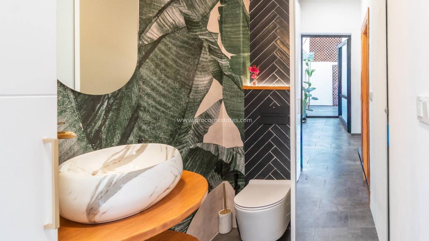 Resale - Apartment - Orihuela Costa - Playa Flamenca