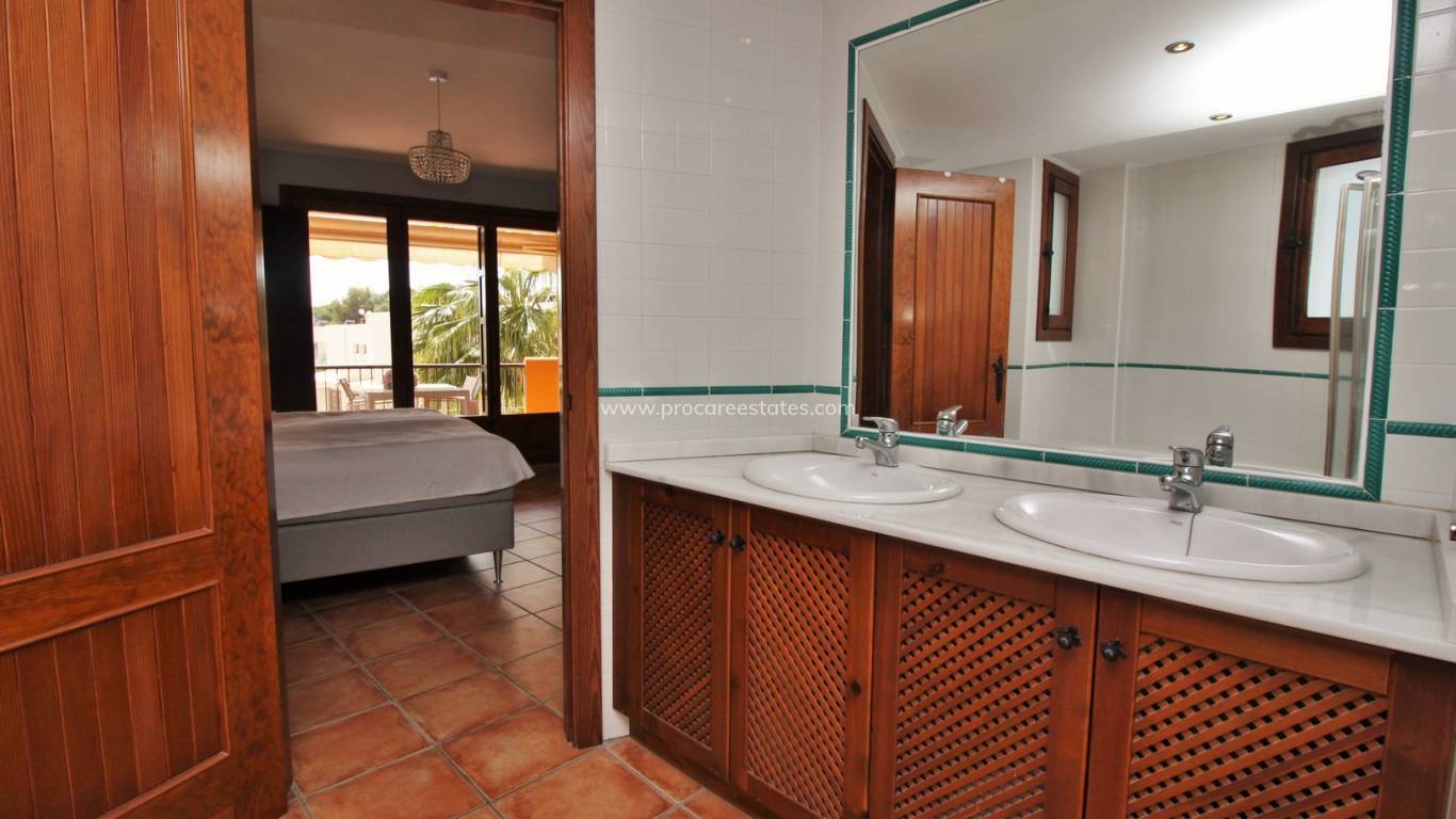 Resale - Apartment - Orihuela Costa - Punta Prima