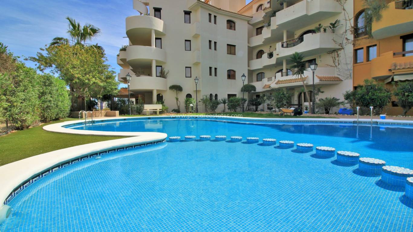 Resale - Apartment - Orihuela Costa - Punta Prima