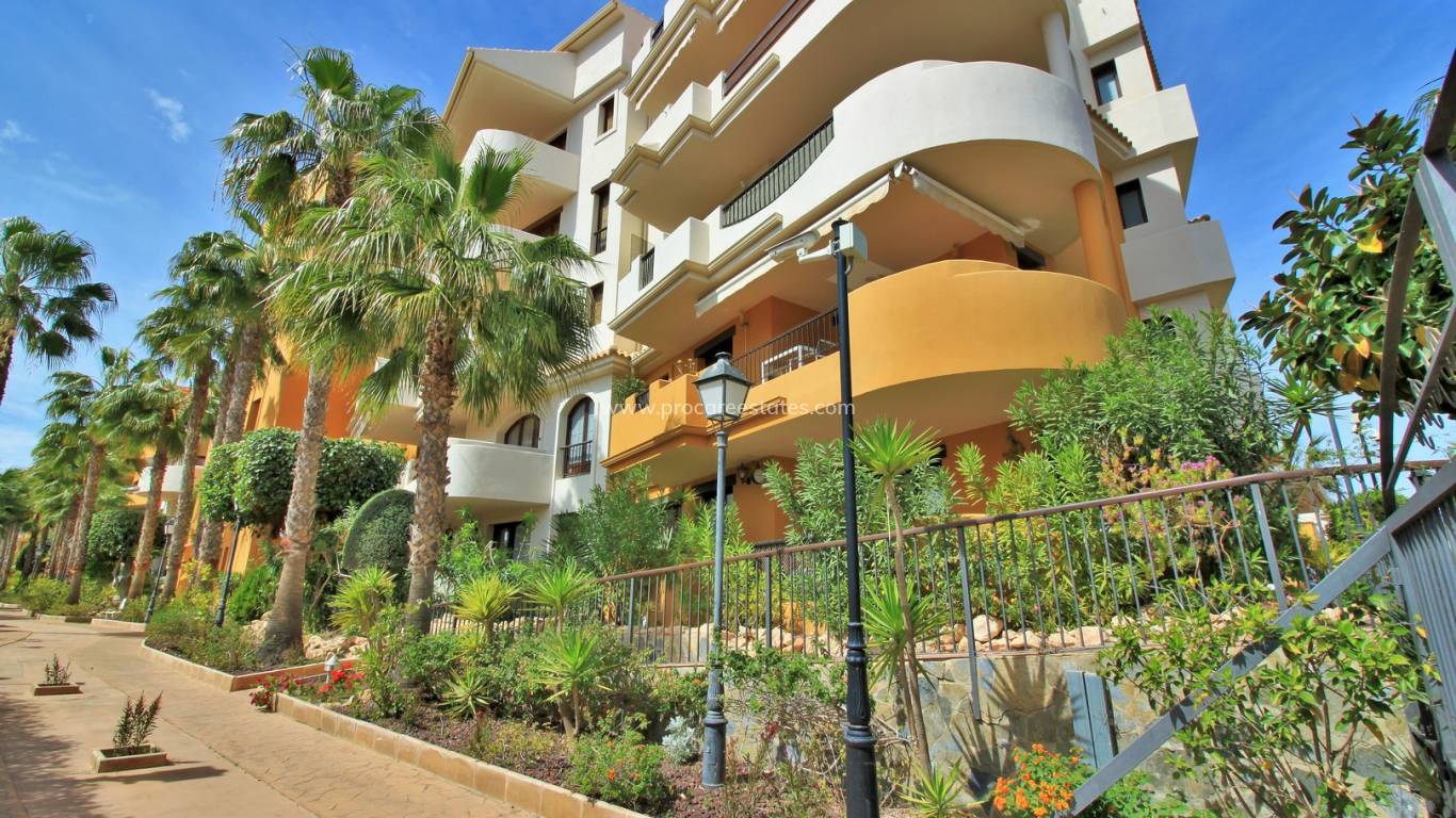 Resale - Apartment - Orihuela Costa - Punta Prima