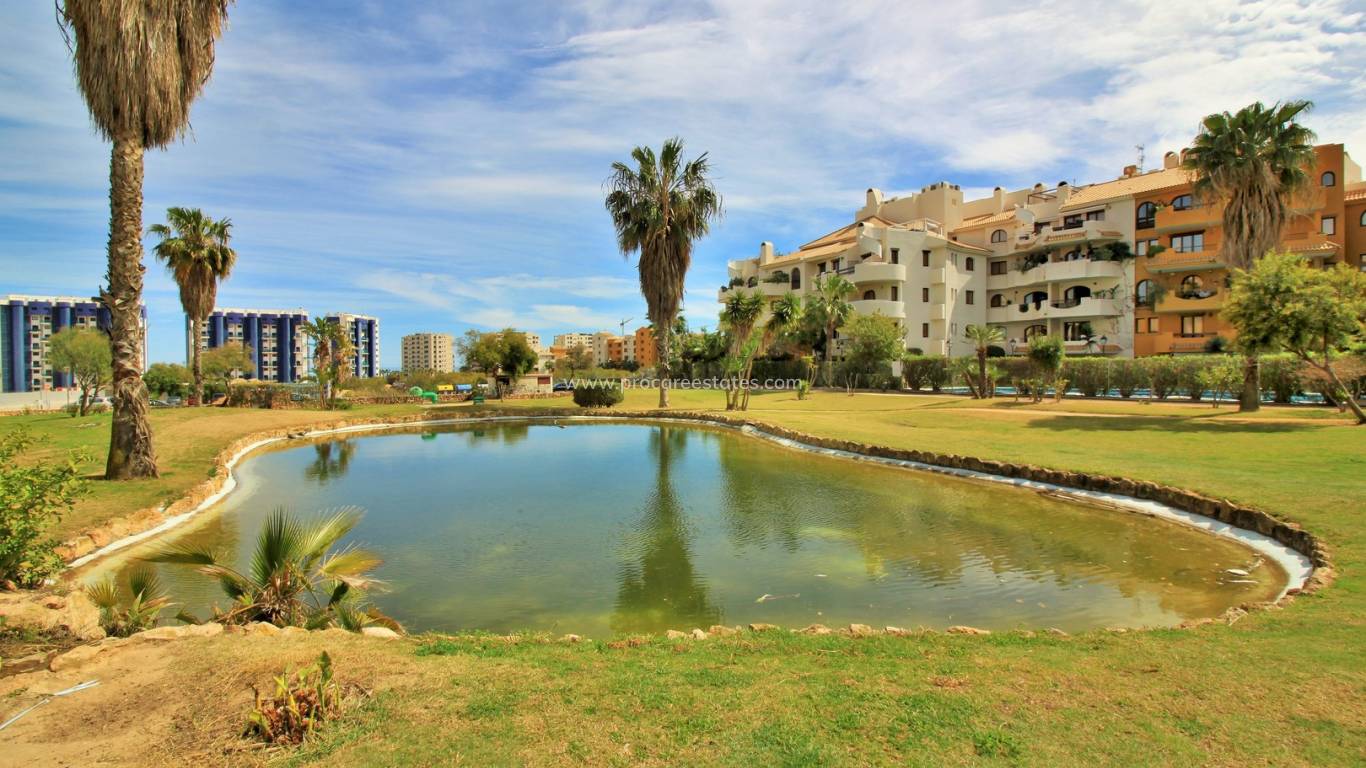 Resale - Apartment - Orihuela Costa - Punta Prima