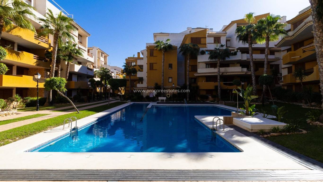 Resale - Apartment - Orihuela Costa - Punta Prima