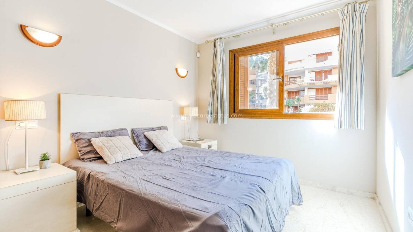 Resale - Apartment - Orihuela Costa - Punta Prima