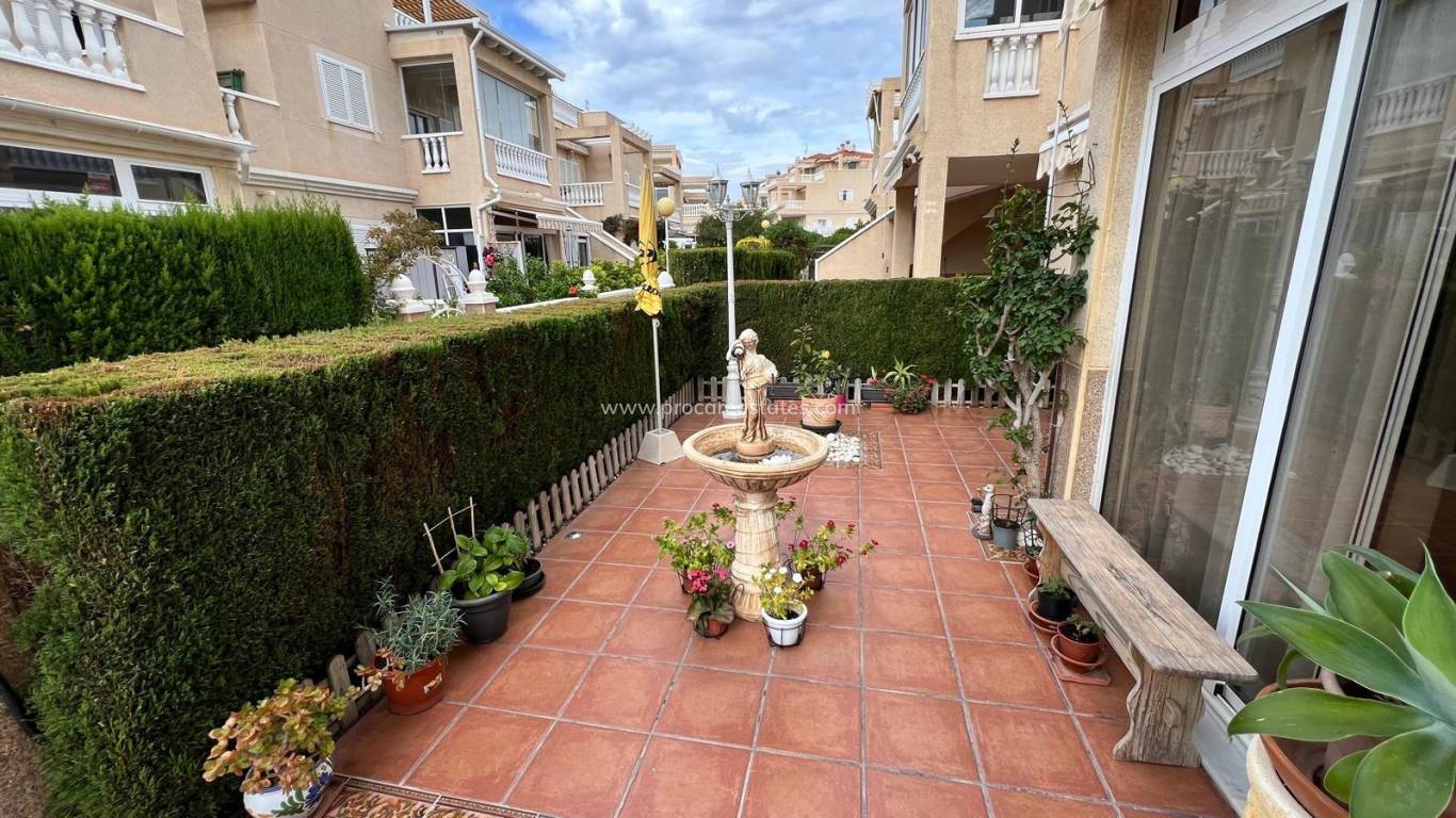 Resale - Apartment - Orihuela Costa - Punta Prima