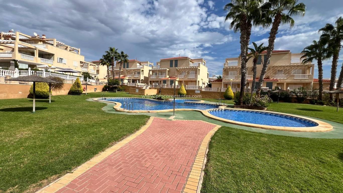 Resale - Apartment - Orihuela Costa - Punta Prima