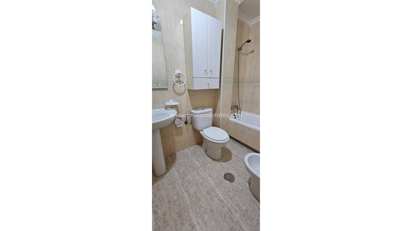 Resale - Apartment - Orihuela Costa - Punta Prima