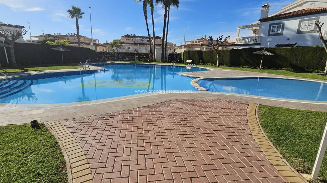 Resale - Apartment - Orihuela Costa - Punta Prima