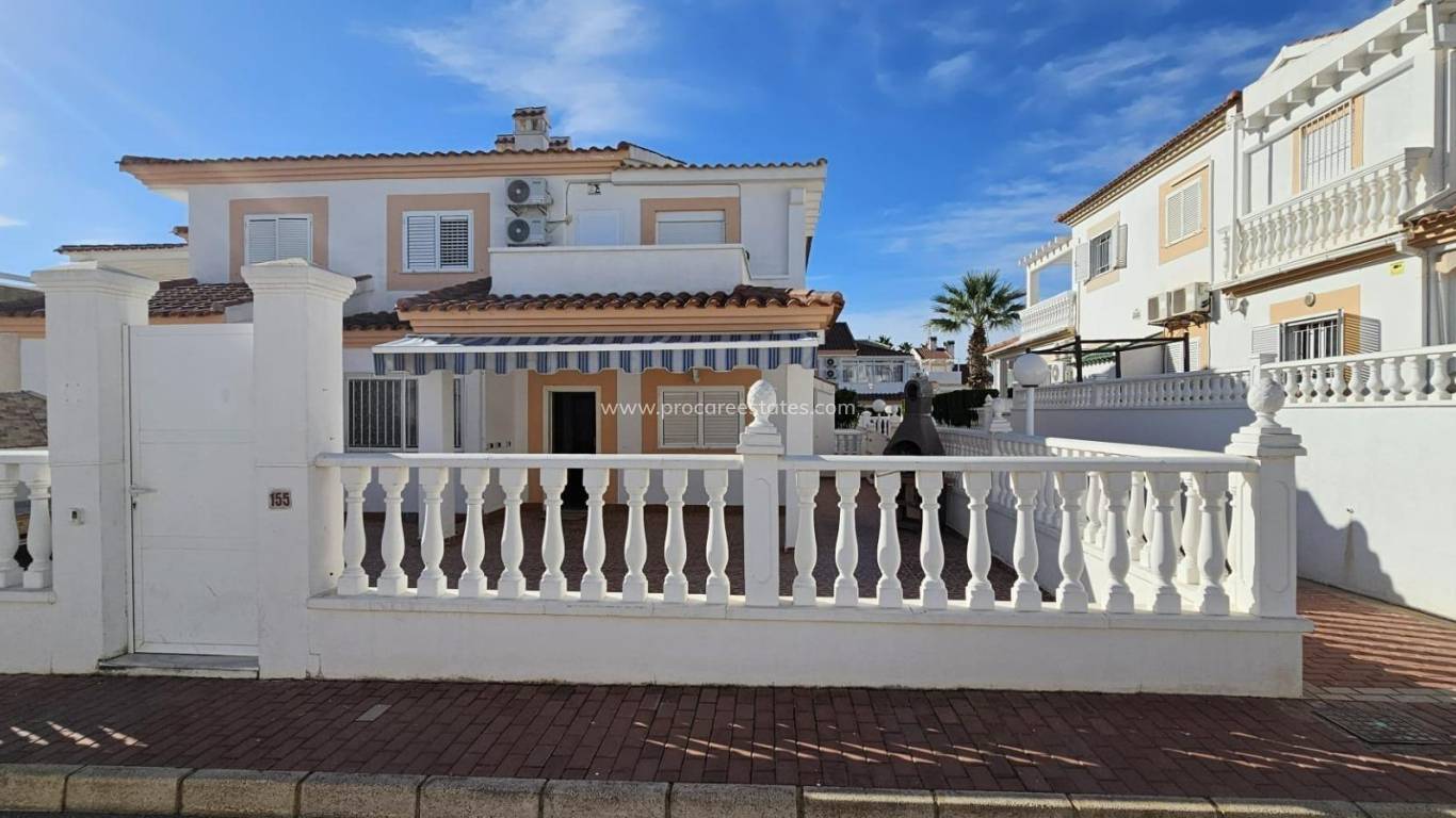 Resale - Apartment - Orihuela Costa - Punta Prima