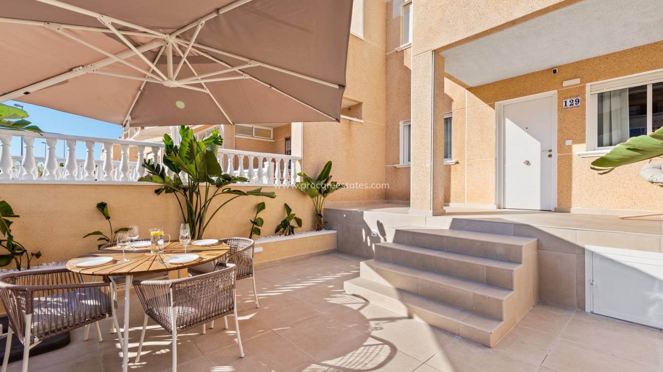 Resale - Apartment - Orihuela Costa - Punta Prima