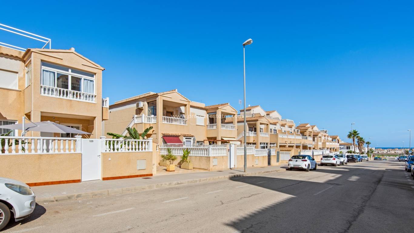 Resale - Apartment - Orihuela Costa - Punta Prima