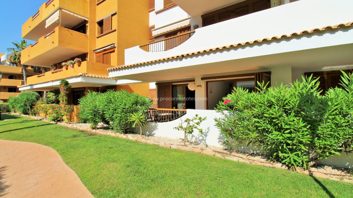Resale - Apartment - Orihuela Costa - Punta Prima