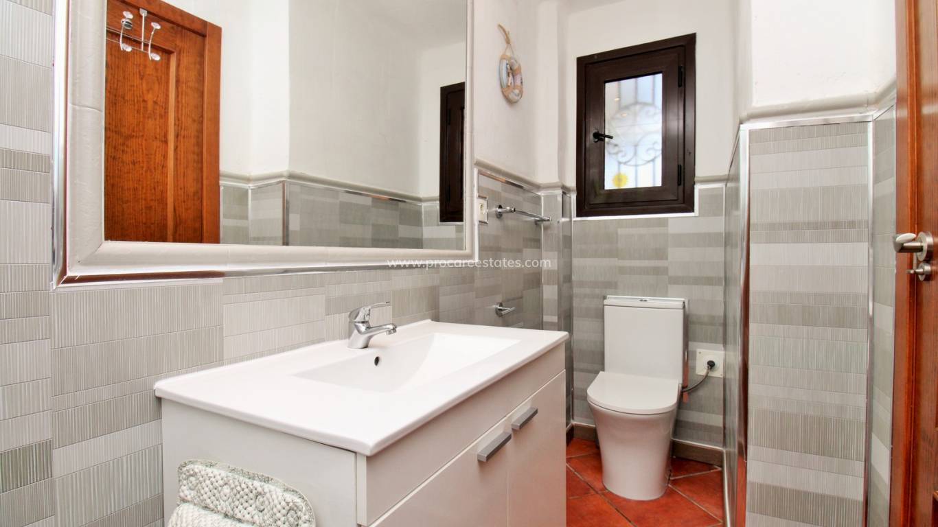 Resale - Apartment - Orihuela Costa - Punta Prima