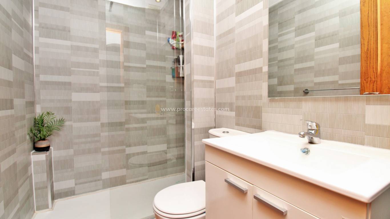 Resale - Apartment - Orihuela Costa - Punta Prima