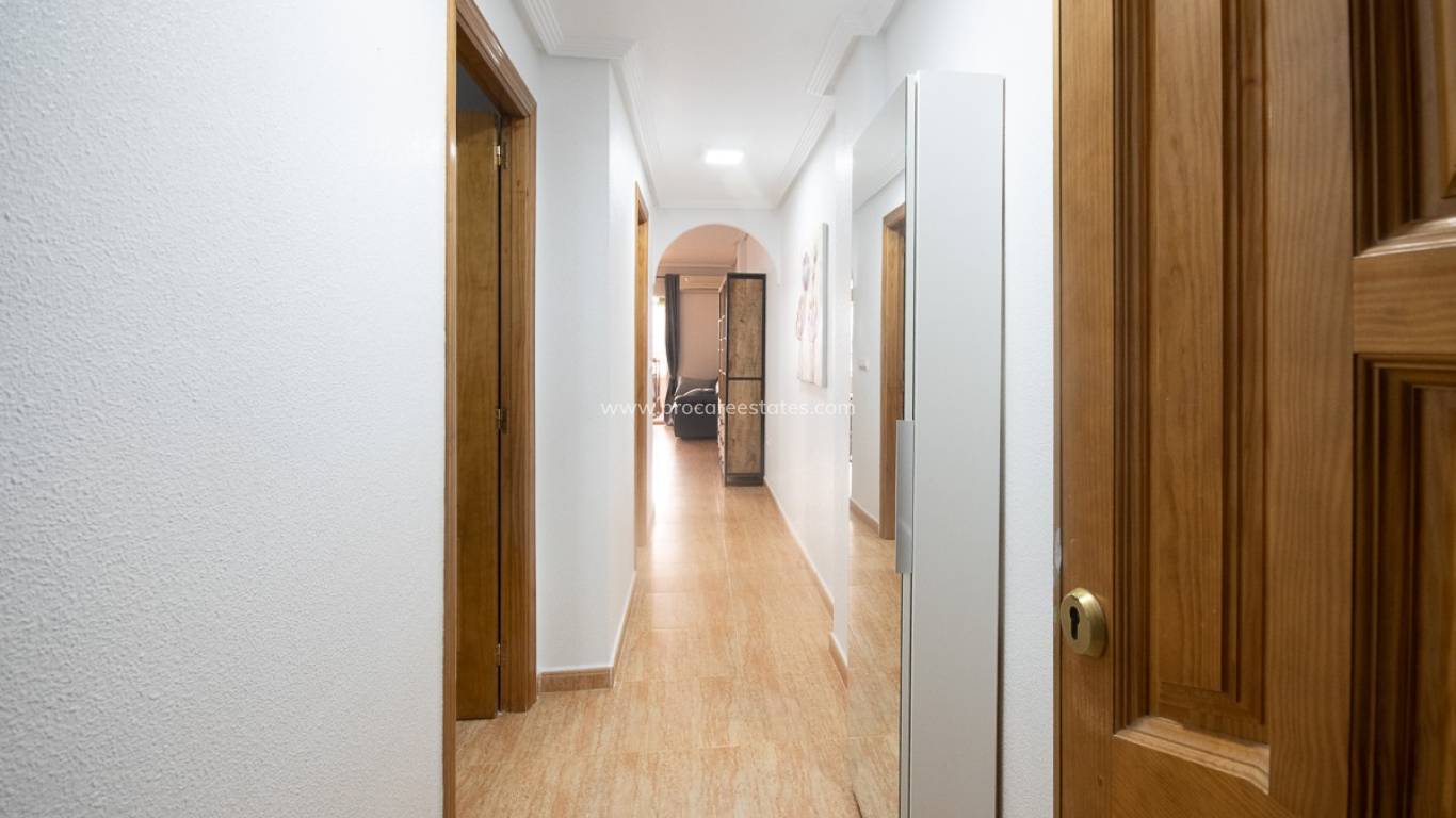 Resale - Apartment - Orihuela Costa - Punta Prima