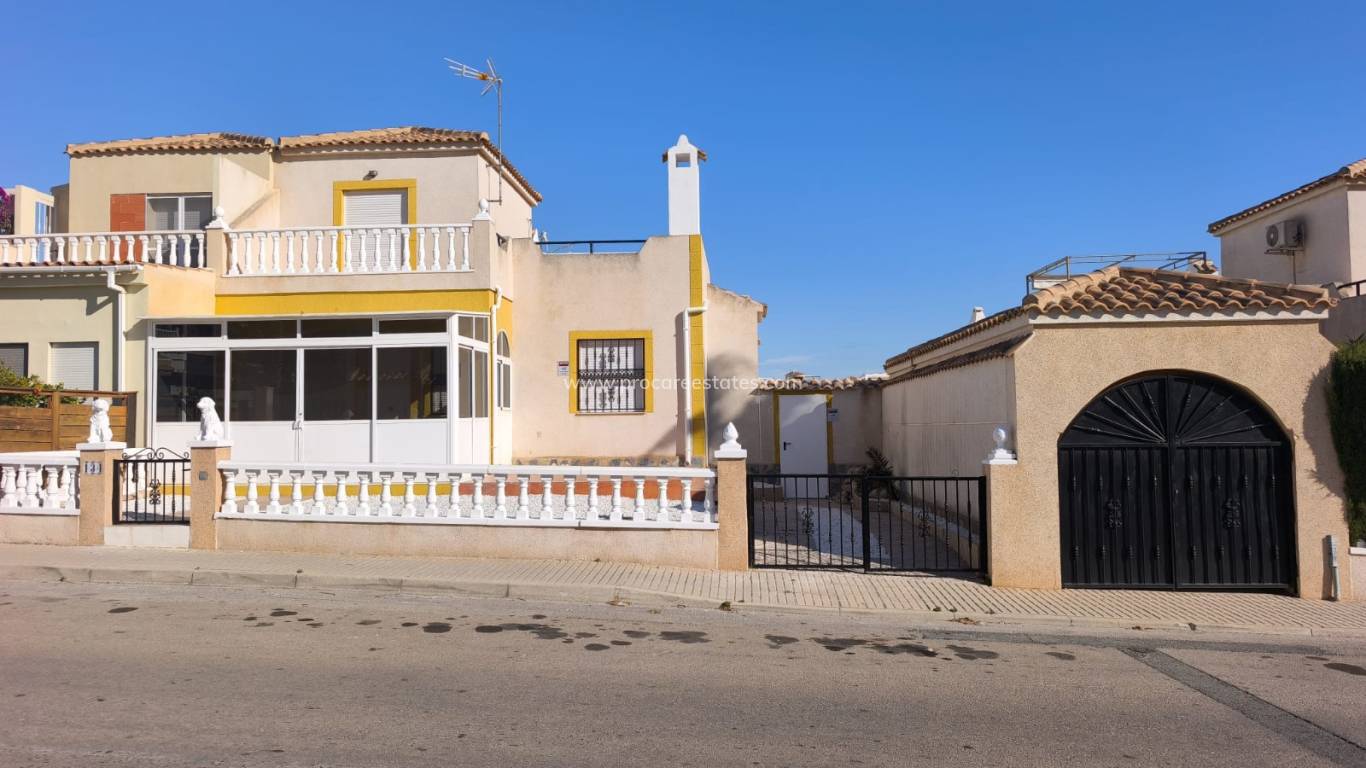 Resale - Apartment - Orihuela Costa - Punta Prima