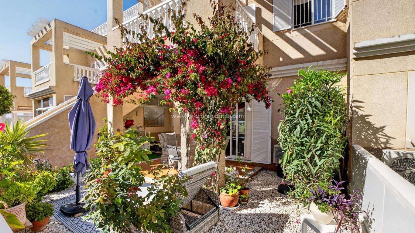Resale - Apartment - Orihuela Costa - Punta Prima