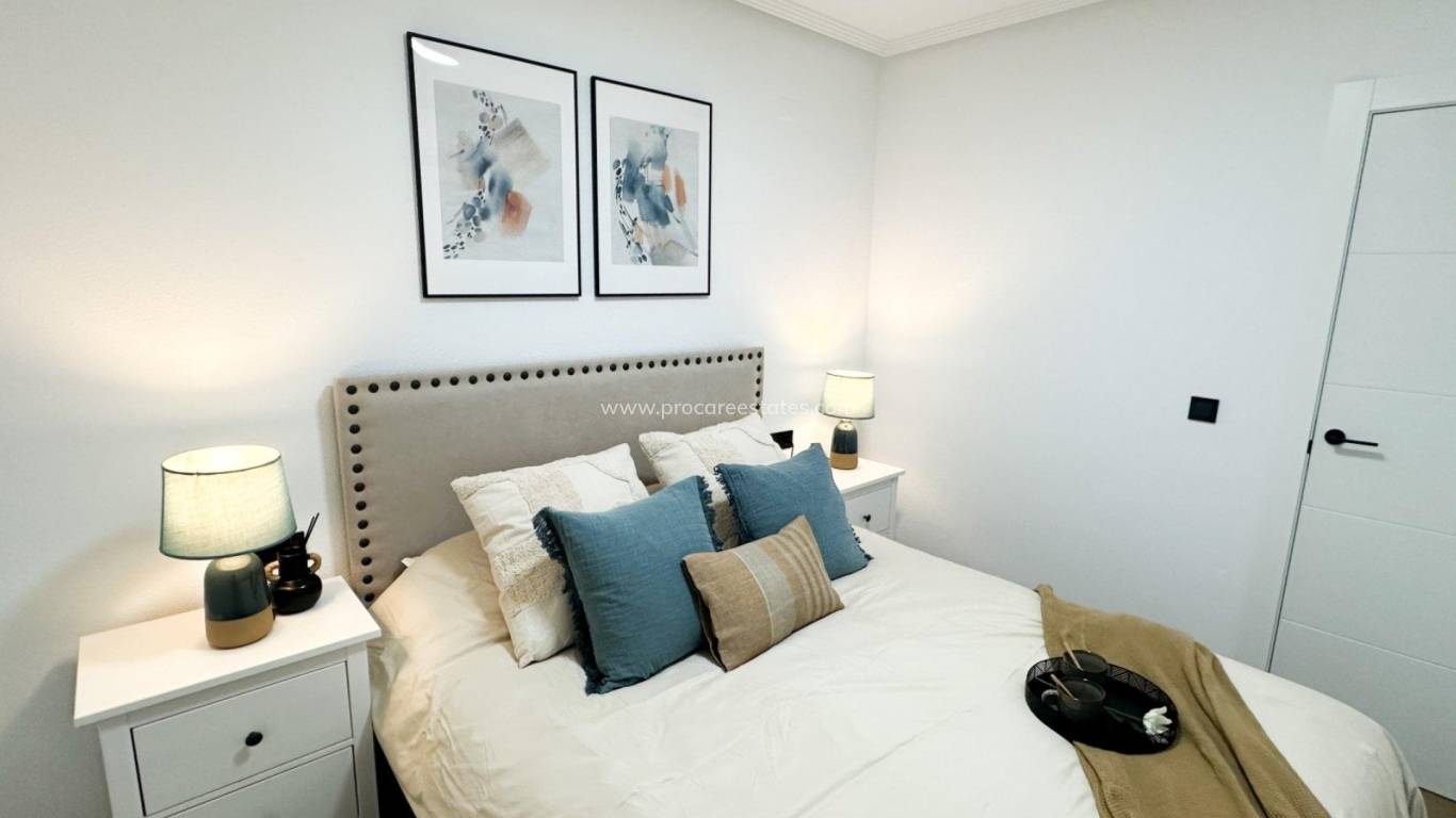 Resale - Apartment - Orihuela Costa - Punta Prima