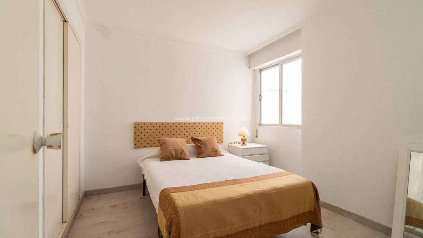Resale - Apartment - Orihuela Costa - Punta Prima