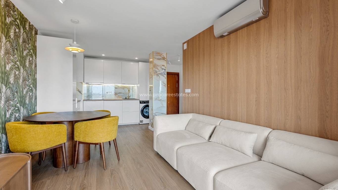Resale - Apartment - Orihuela Costa - Punta Prima