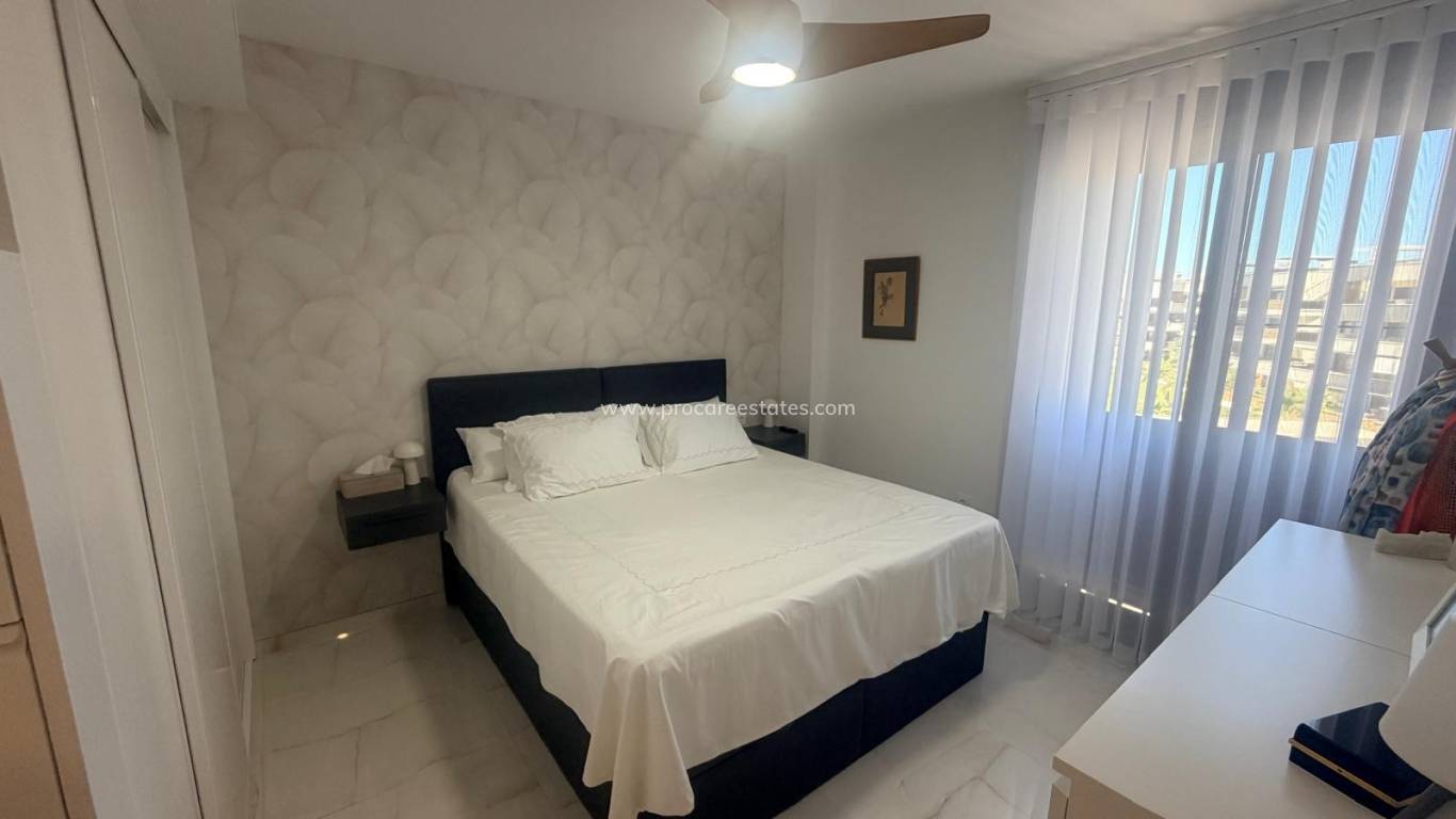 Resale - Apartment - Orihuela Costa - Torrevieja