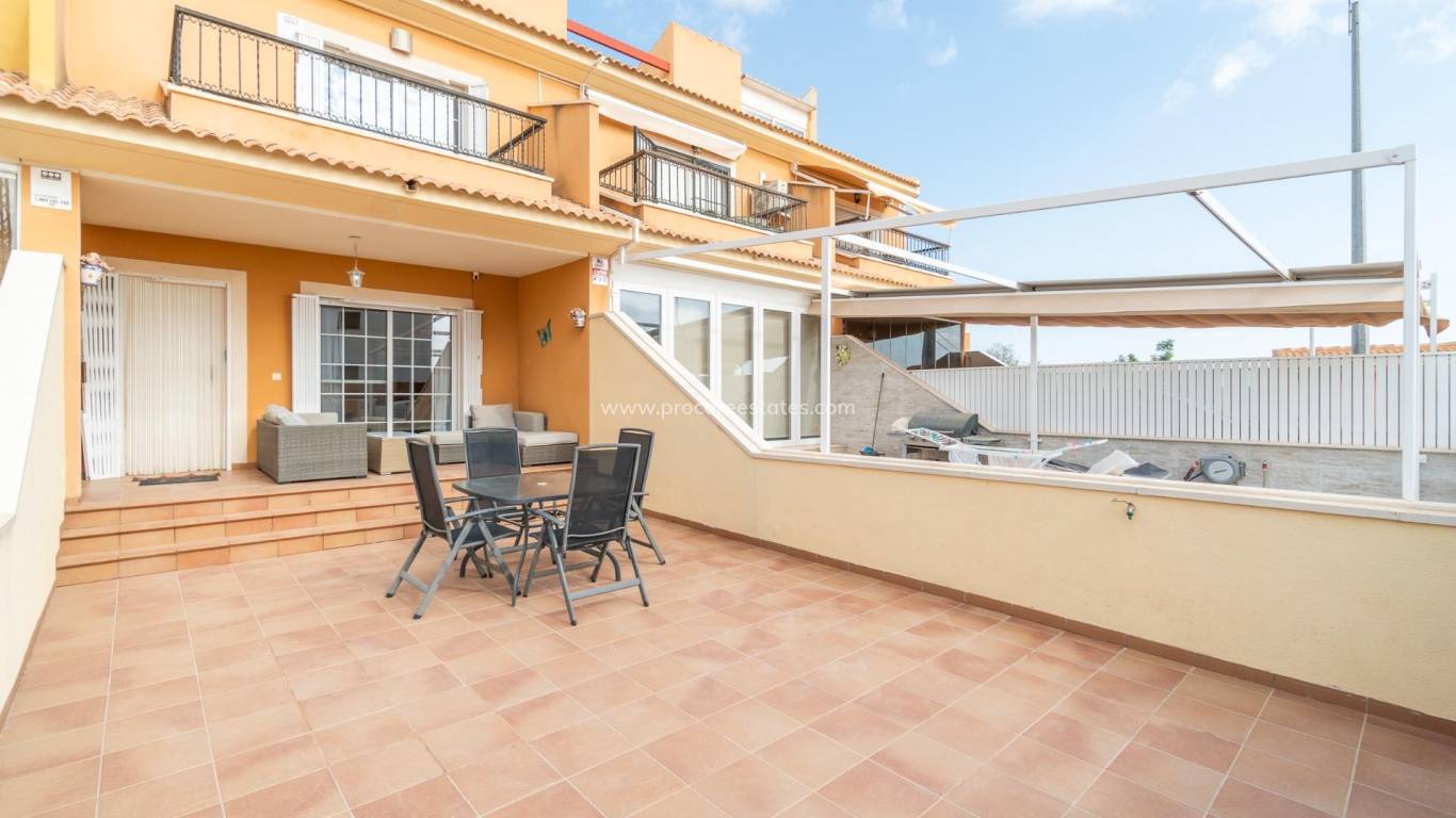 Resale - Apartment - Orihuela Costa - Villamartin