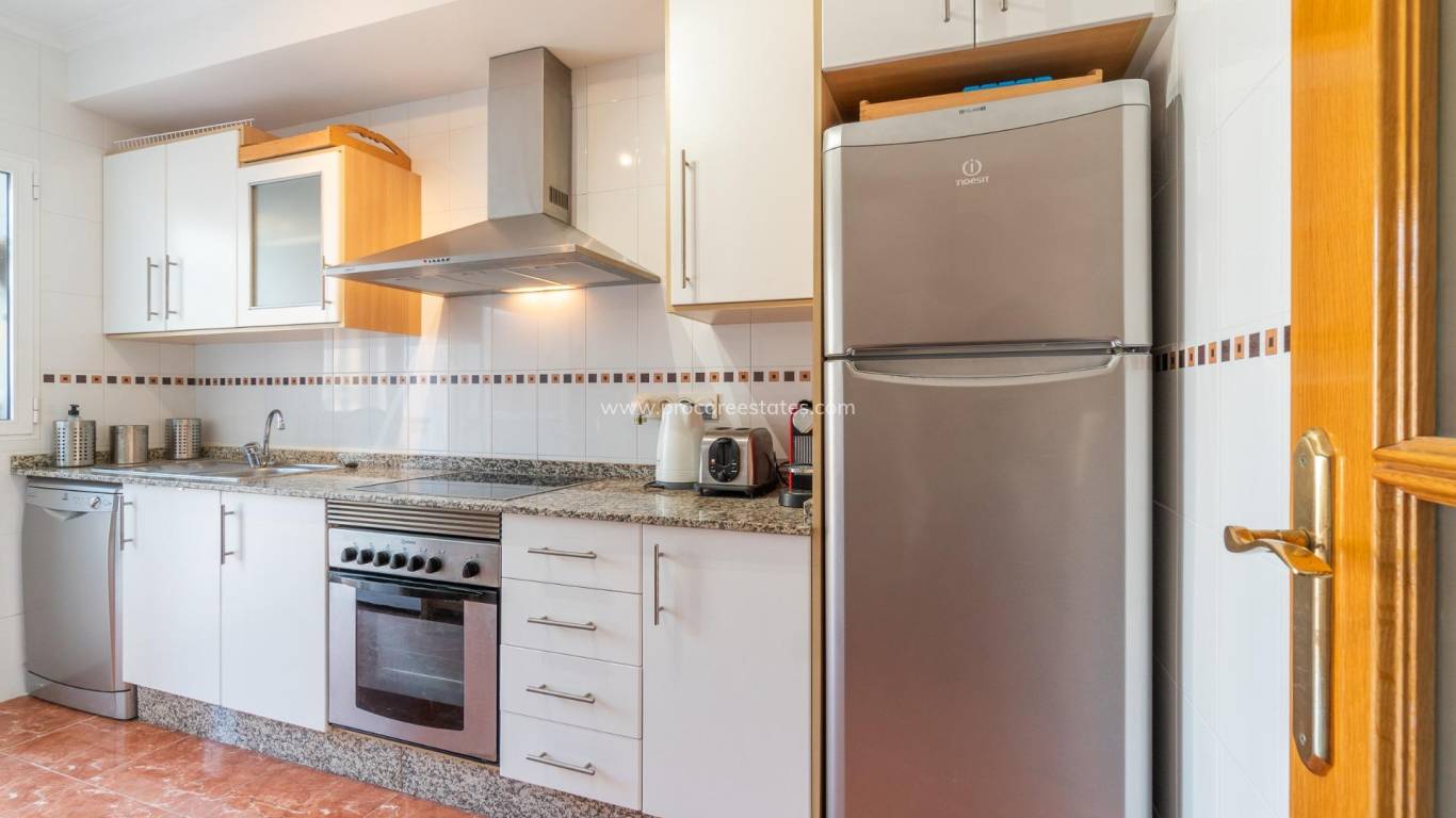 Resale - Apartment - Orihuela Costa - Villamartin