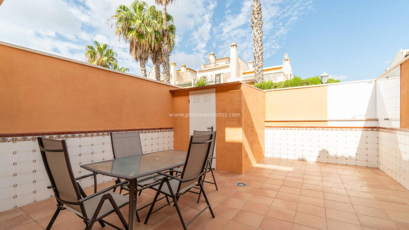 Resale - Apartment - Orihuela Costa - Villamartin