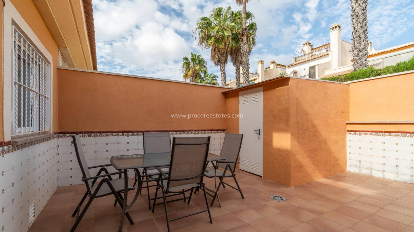 Resale - Apartment - Orihuela Costa - Villamartin