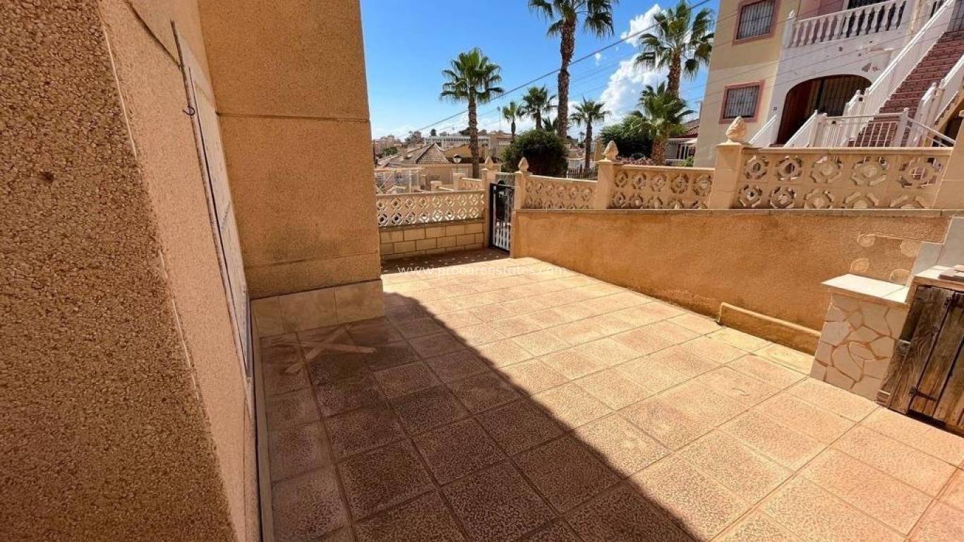 Resale - Apartment - Orihuela Costa - Villamartin