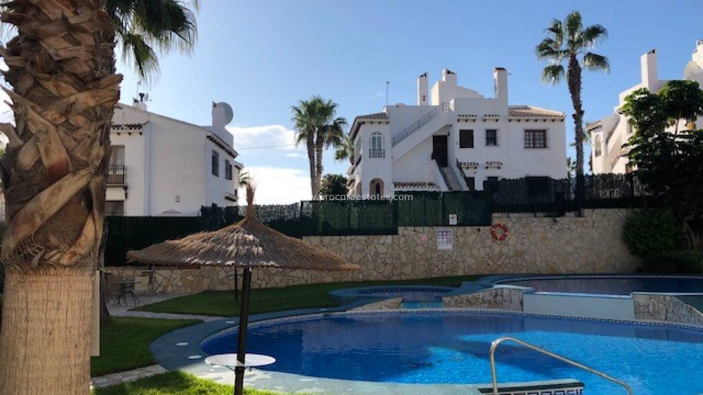 Resale - Apartment - Orihuela Costa - Villamartín