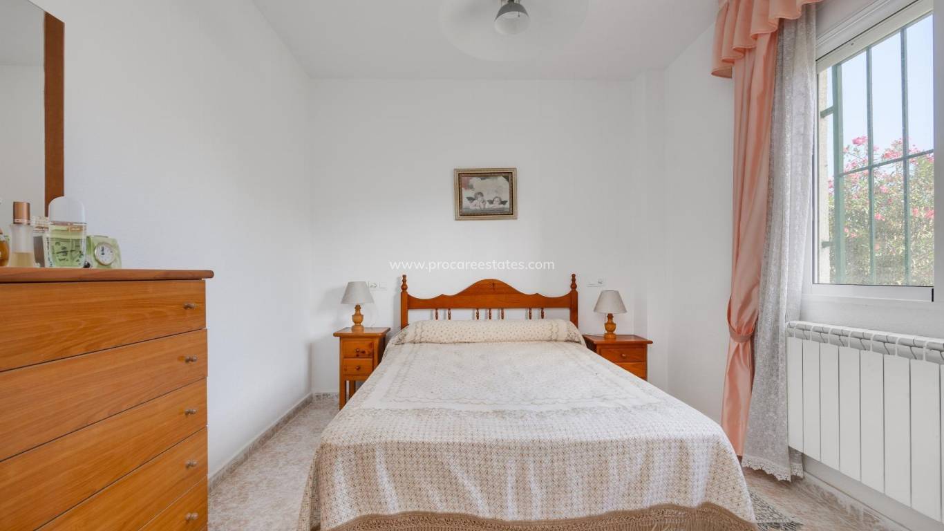 Resale - Apartment - Orihuela Costa - Villamartin