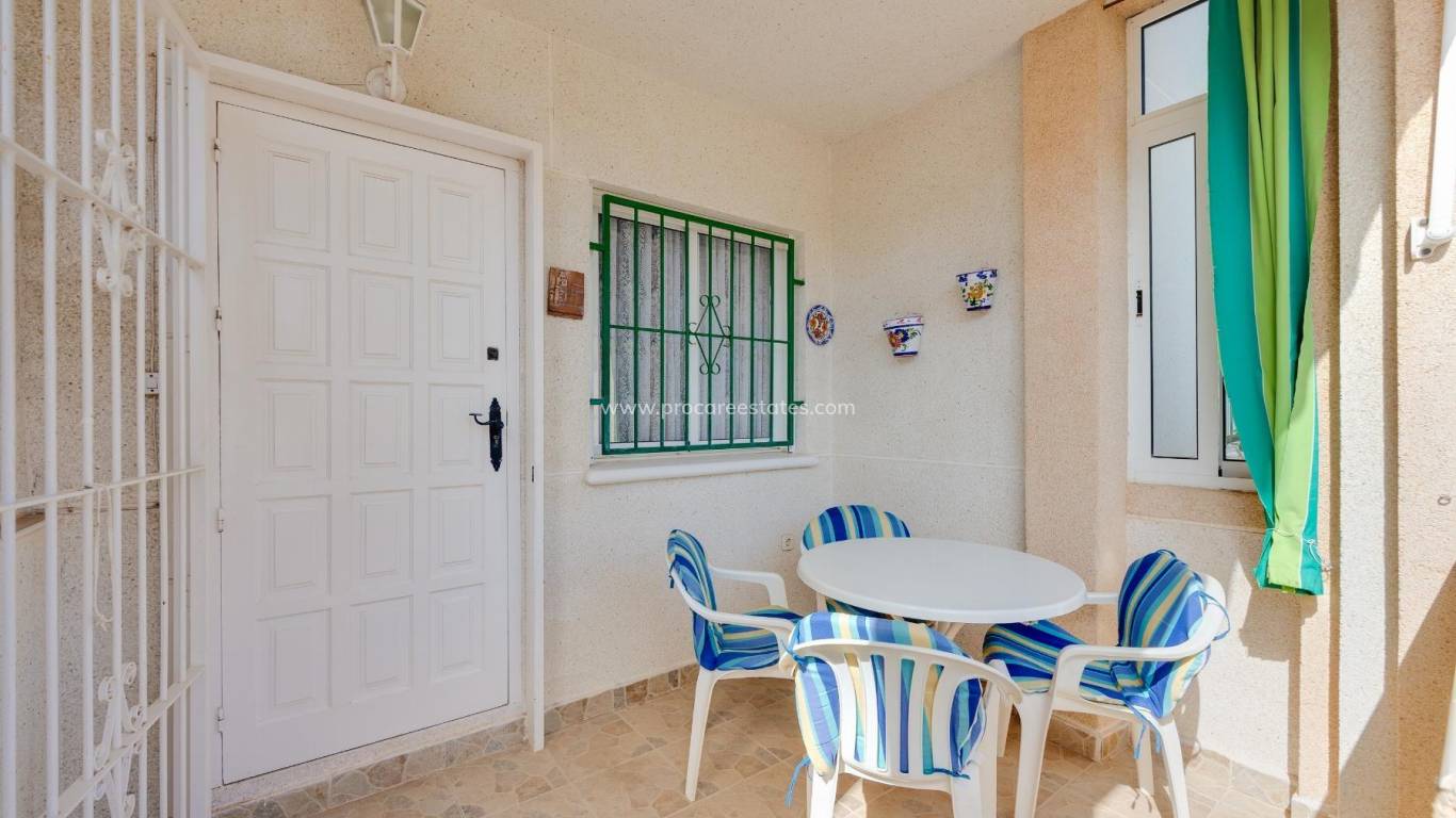 Resale - Apartment - Orihuela Costa - Villamartin