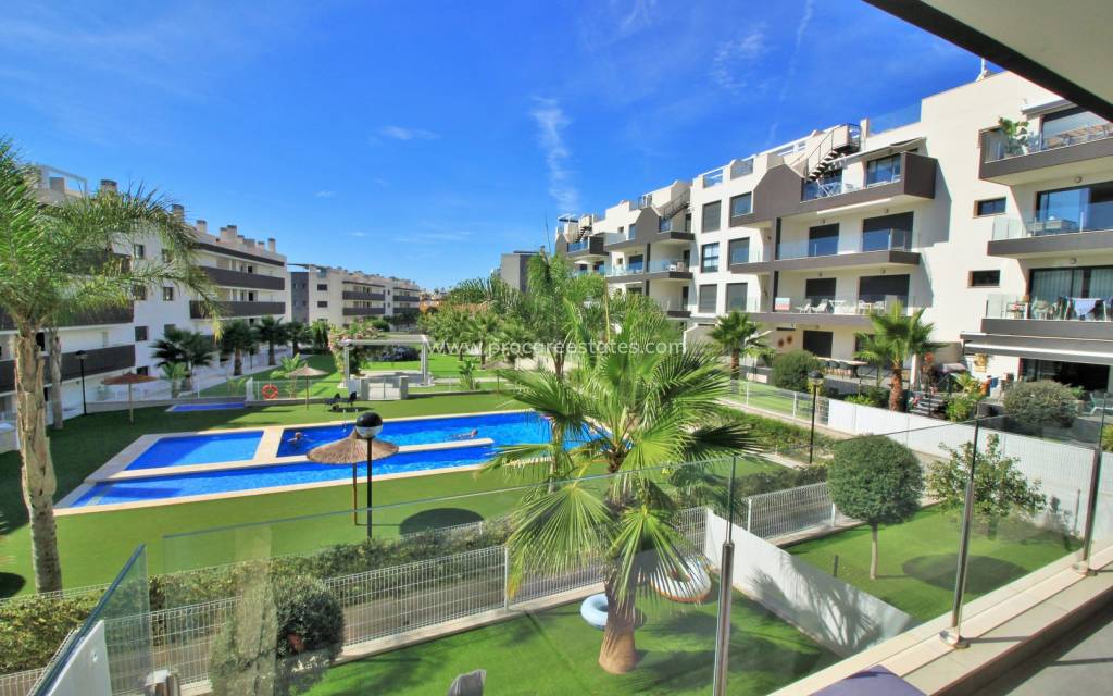 Resale - Apartment - Orihuela Costa - Villamartin