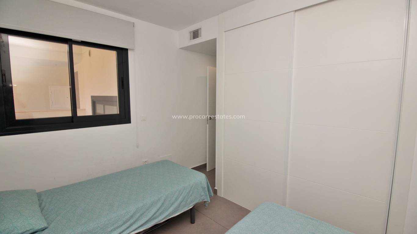 Resale - Apartment - Orihuela Costa - Villamartin