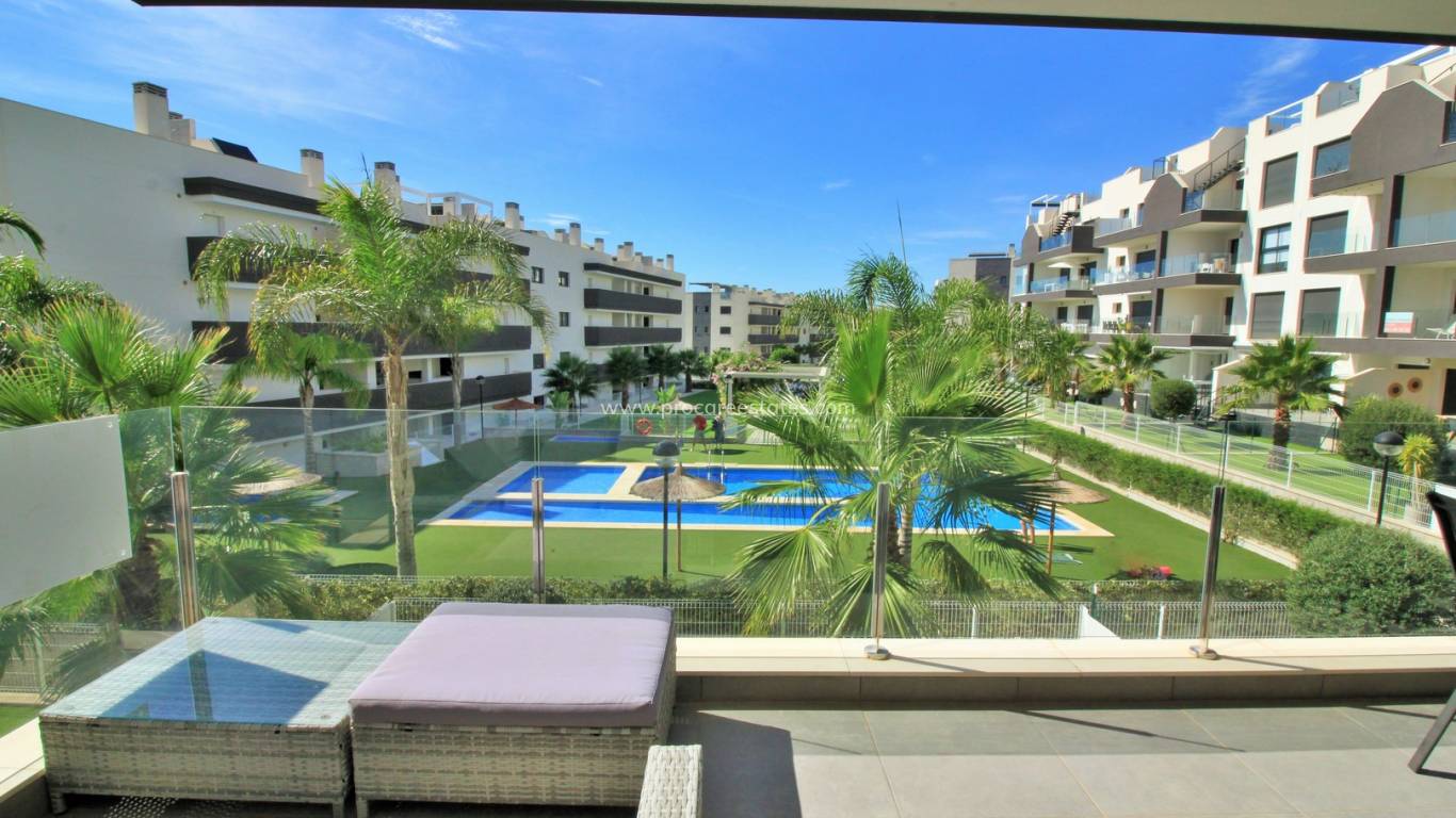 Resale - Apartment - Orihuela Costa - Villamartin