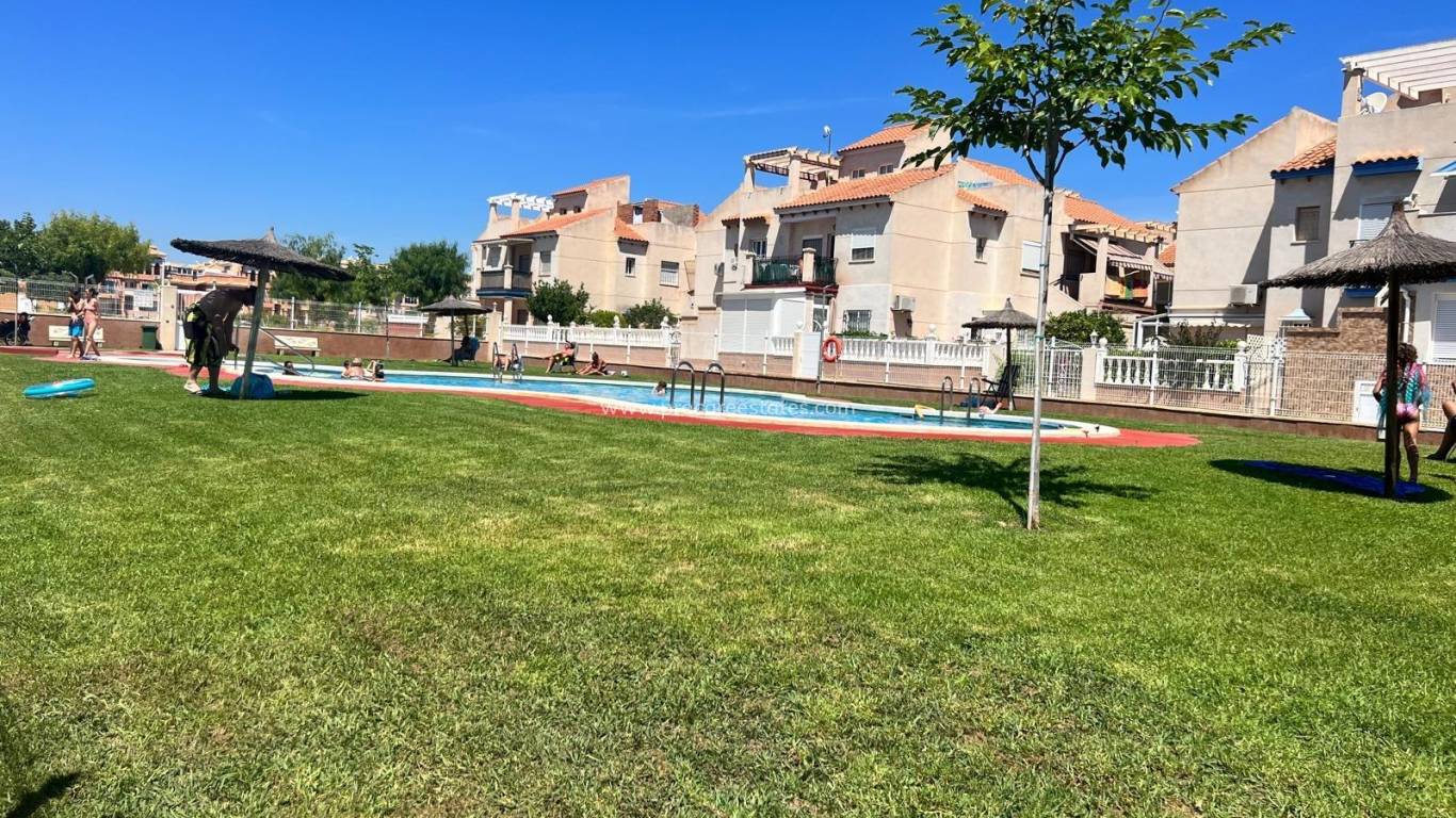 Resale - Apartment - Orihuela Costa - Villamartin