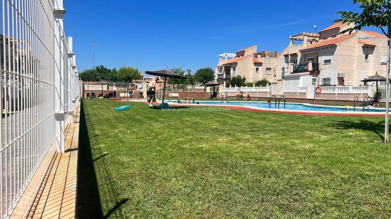 Resale - Apartment - Orihuela Costa - Villamartin