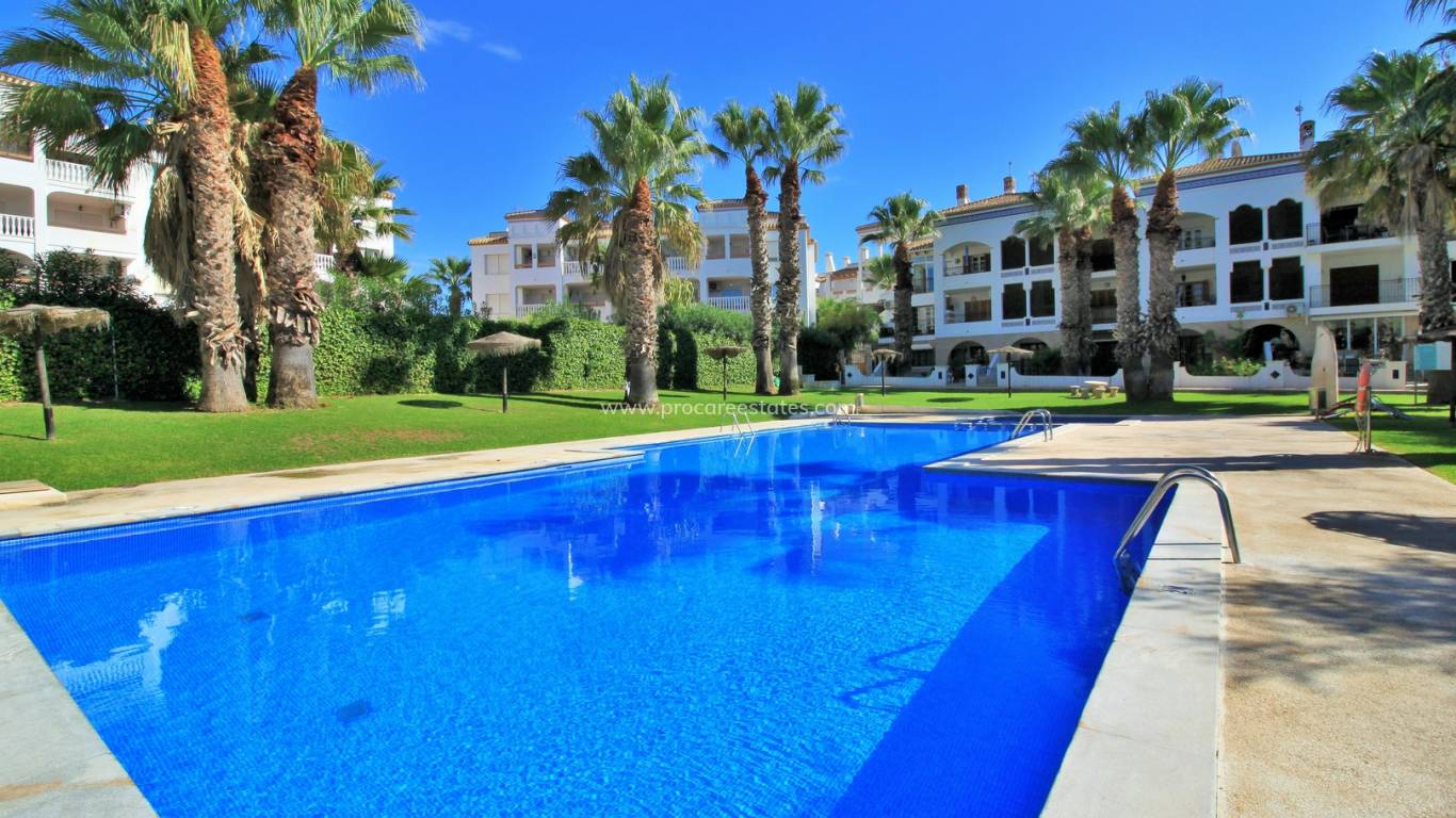 Resale - Apartment - Orihuela Costa - Villamartin