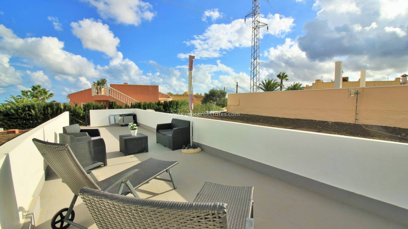 Resale - Apartment - Orihuela Costa - Villamartin